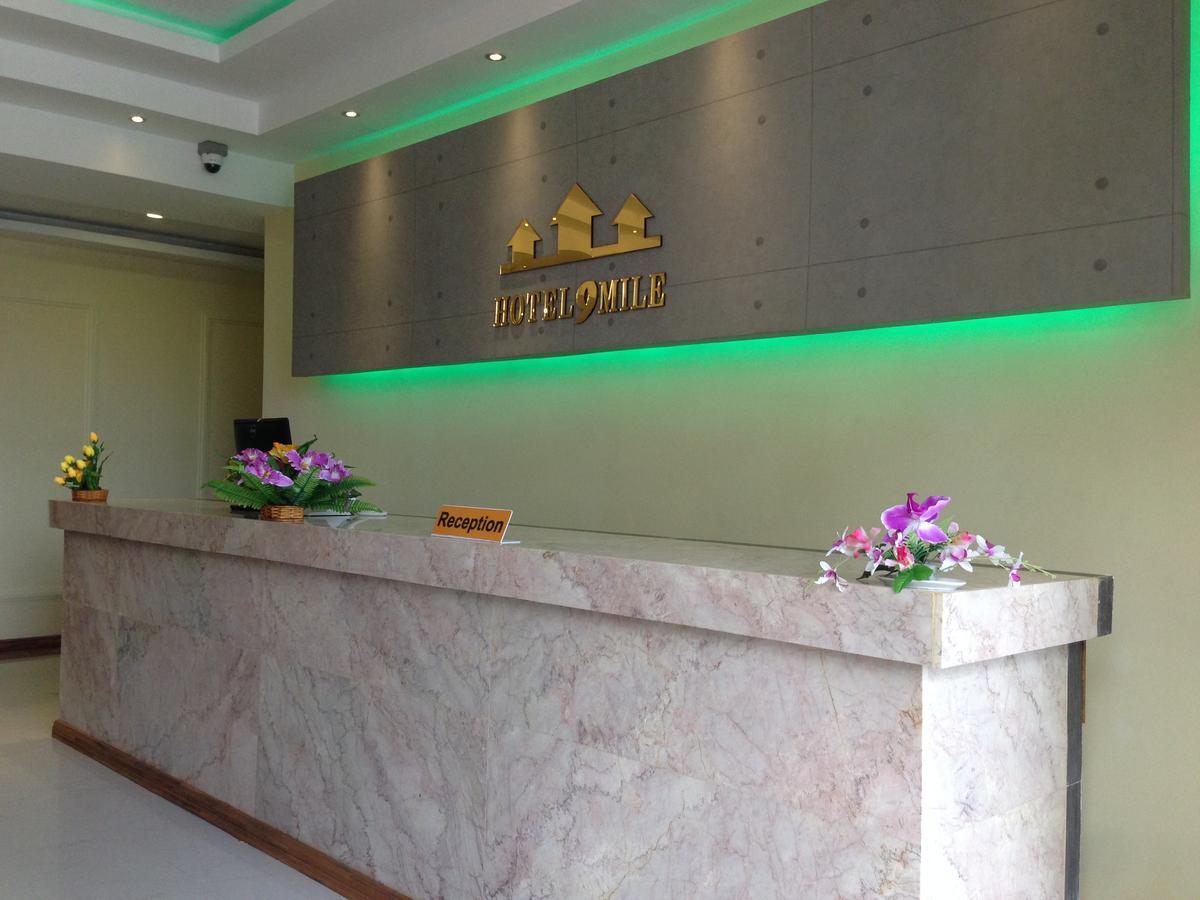 Hotel 9 Mile Yangón Exterior foto